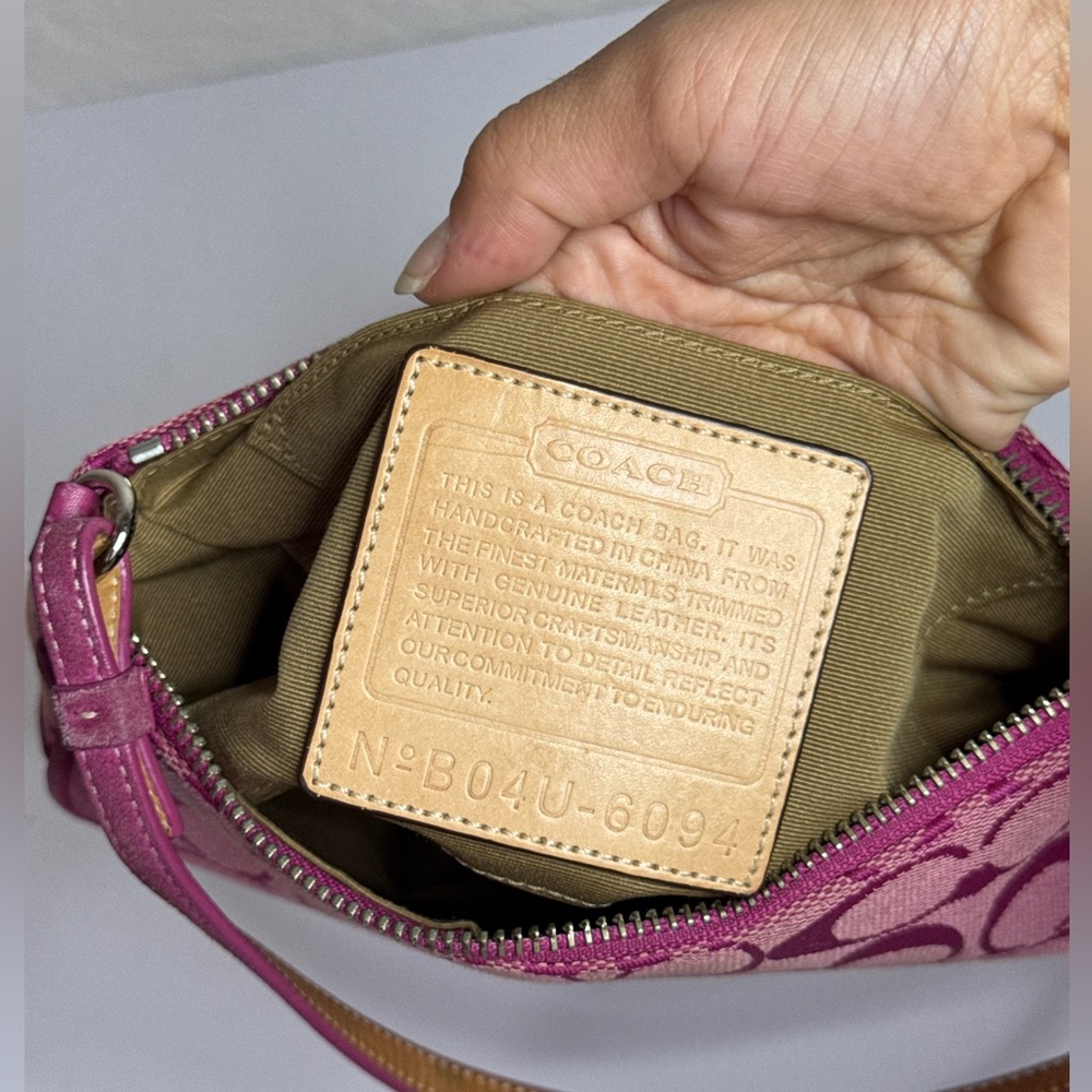 Coach HOT PINK Signature Logo Demi Hamptons Baguette Mini Bag Canvas Leather Y2K - Picture 11 of 12